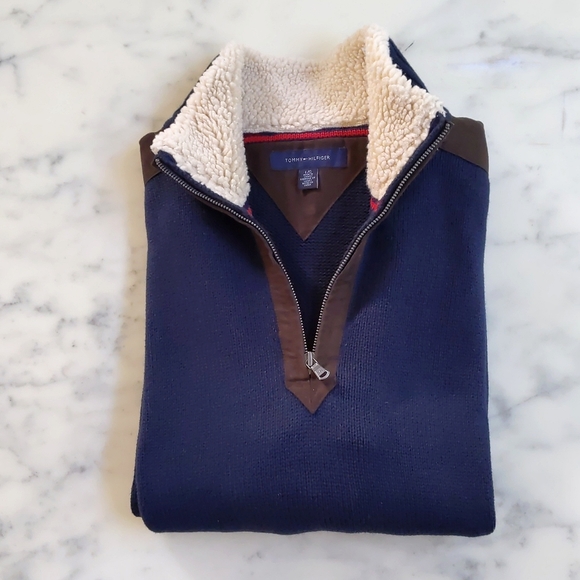 NWOT. Tommy Hilfiger Men's 100% cotton sweater with Sherpa Suede and 3/4 Zip.